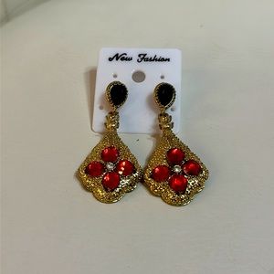 Cute earring
